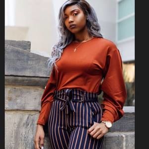 Meet your Posher, Natalie